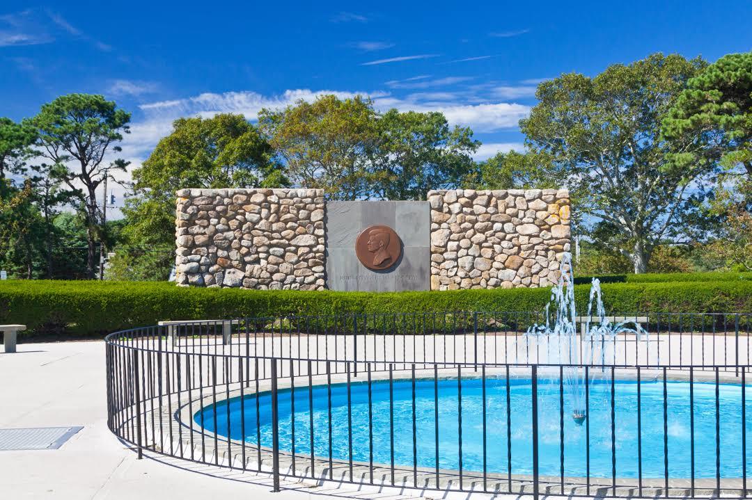 Place Commémorative John F. Kennedy